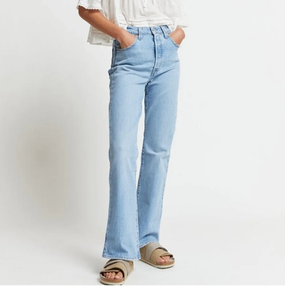 Levi's Ribcage Flare Bootcut Jeans - Picture 1 of 13